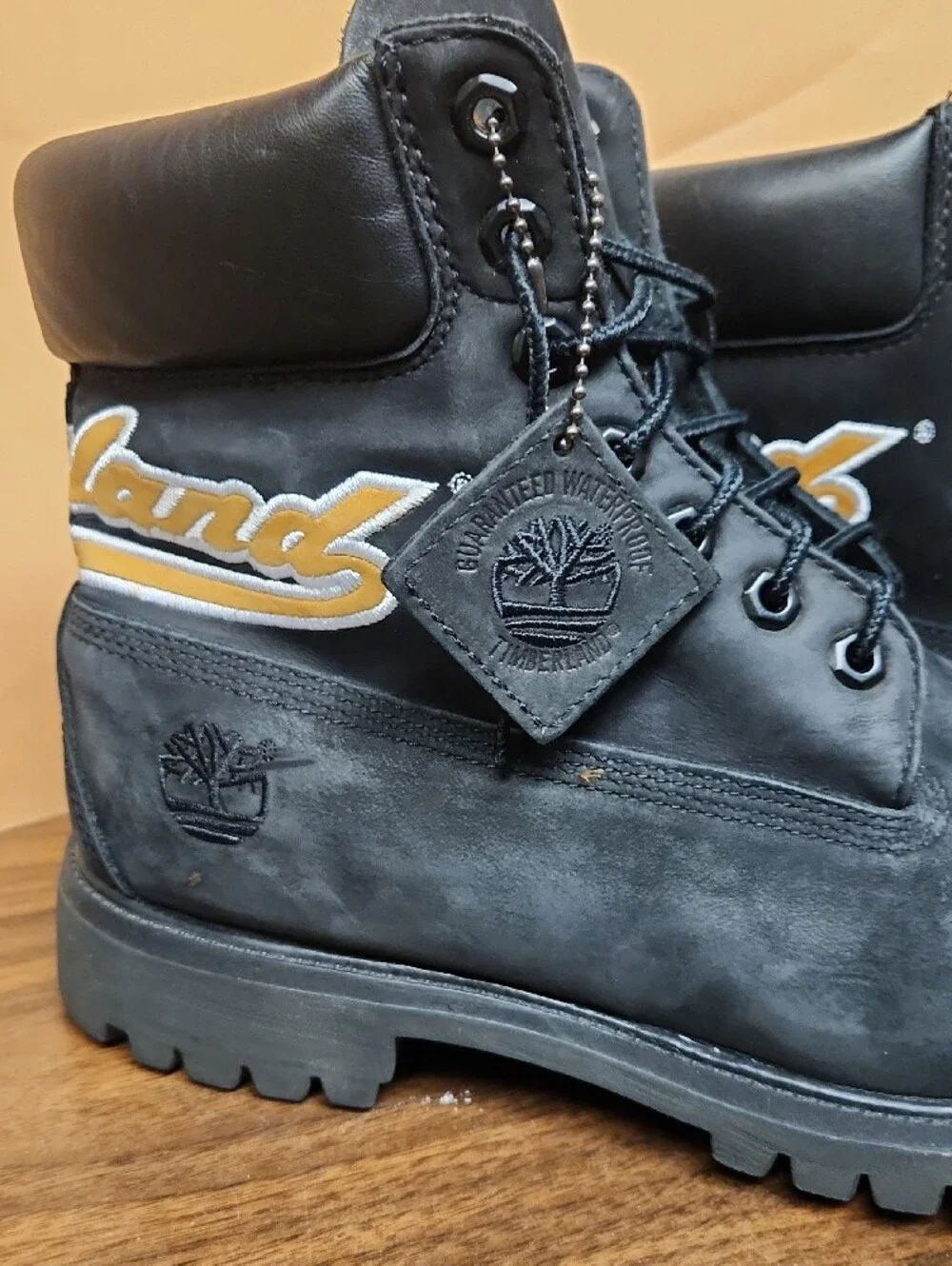 Timberland Mens 52099 Black Leather  Boots.